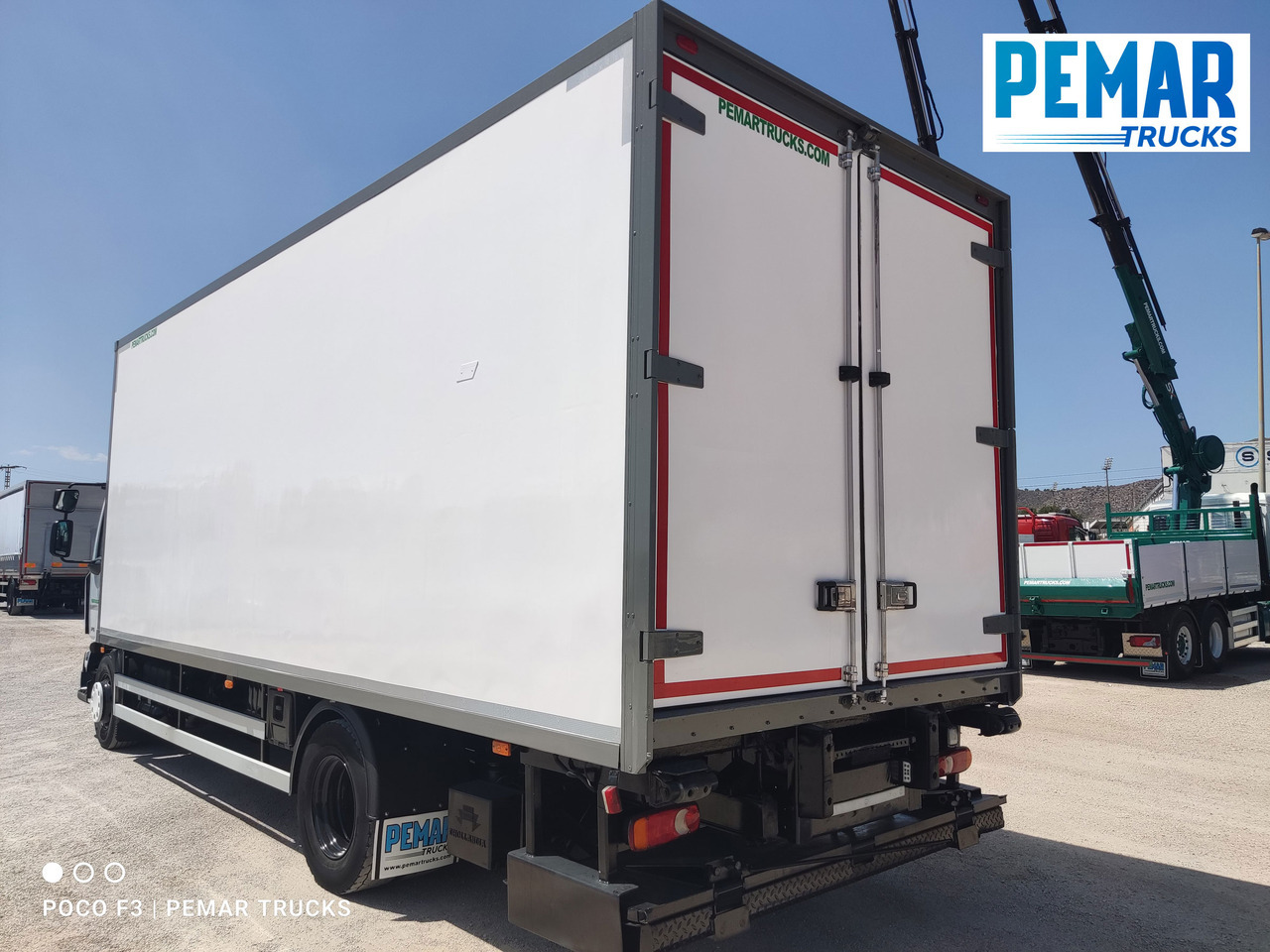 Рефрижератор камион RENAULT MIDLUM 270 FRIGORIFICO 16T EURO 5: снимка 7