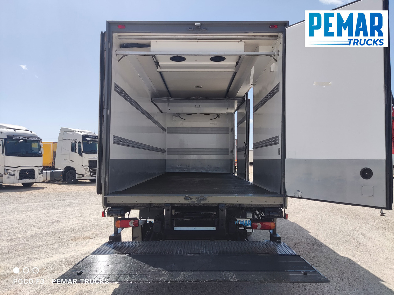 Рефрижератор камион RENAULT MIDLUM 270 FRIGORIFICO 16T EURO 5: снимка 18