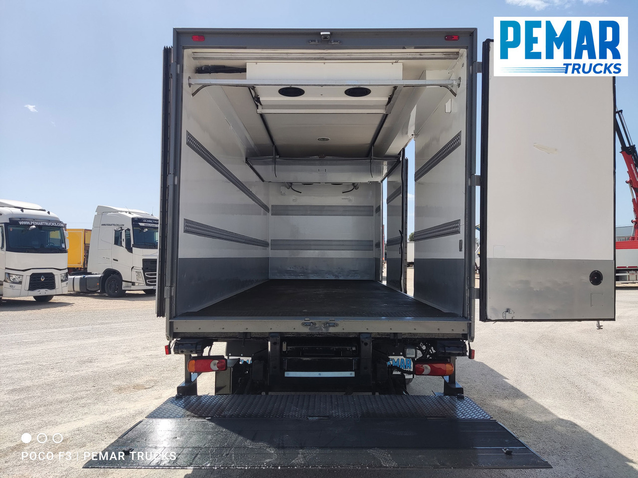 Рефрижератор камион RENAULT MIDLUM 270 FRIGORIFICO 16T EURO 5: снимка 19