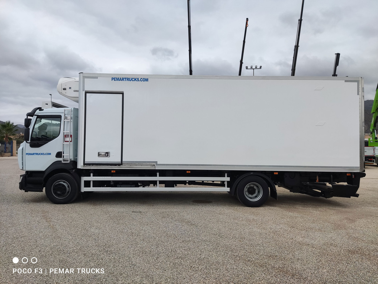 Лизинг на RENAULT MIDLUM D16 240 EURO 6 RENAULT MIDLUM D16 240 EURO 6: снимка 8