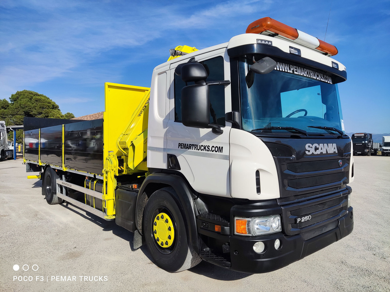 SCANIA P 250 GRUA CAJA FIJA - Камион с кран: снимка 4 SCANIA P 250 GRUA CAJA FIJA - Камион с кран: снимка 4