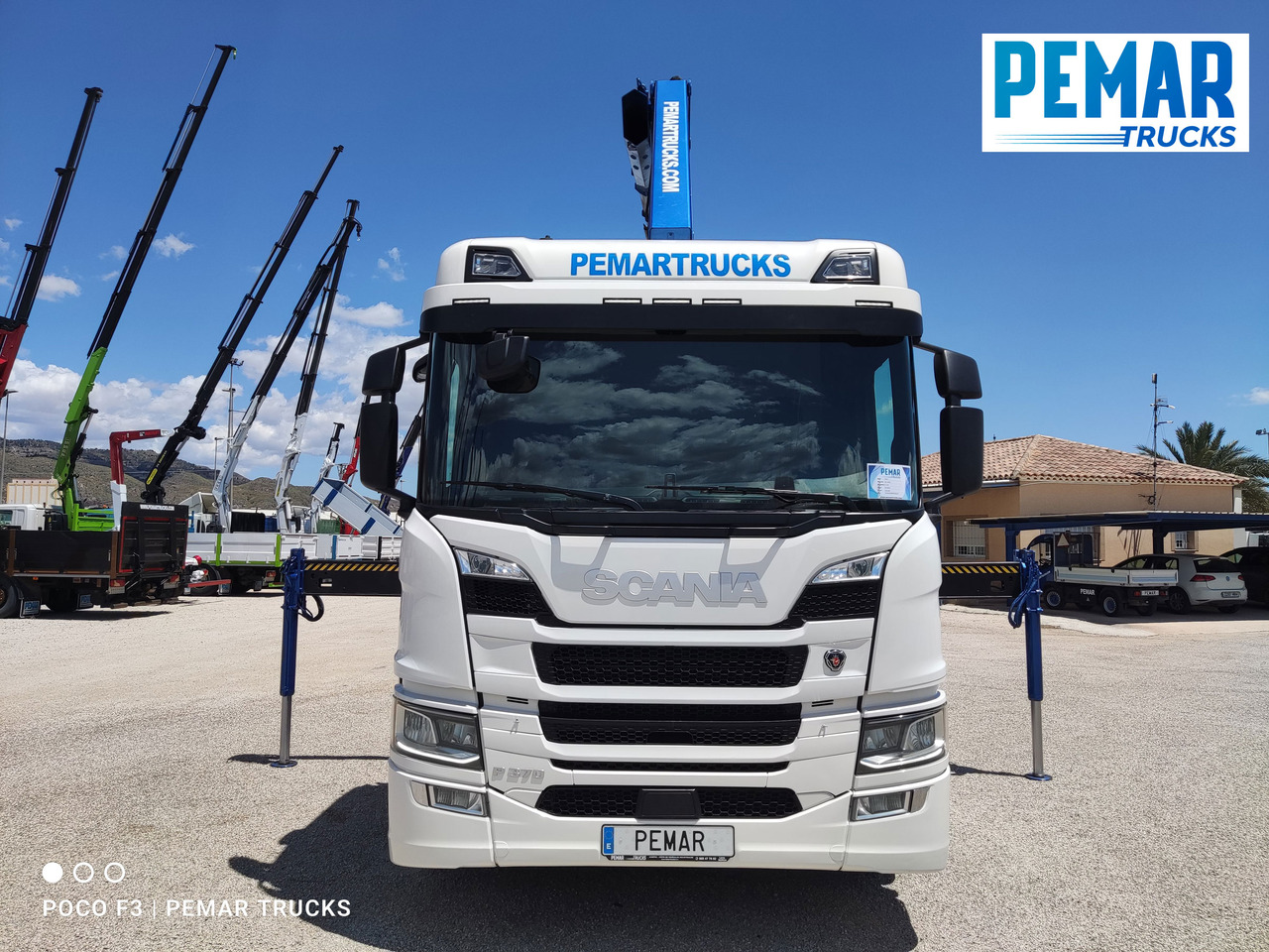 SCANIA P 370 GRUA CAJA FIJA 18T - Камион с кран: снимка 2 SCANIA P 370 GRUA CAJA FIJA 18T - Камион с кран: снимка 2