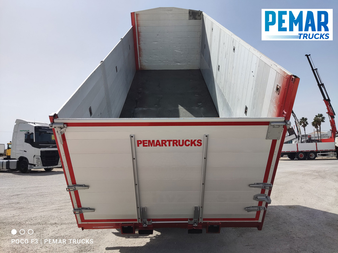 Самосвал камион SCANIA R 580 6X2 BASCULANTE RETARDER EURO 6: снимка 19 Самосвал камион SCANIA R 580 6X2 BASCULANTE RETARDER EURO 6: снимка 19