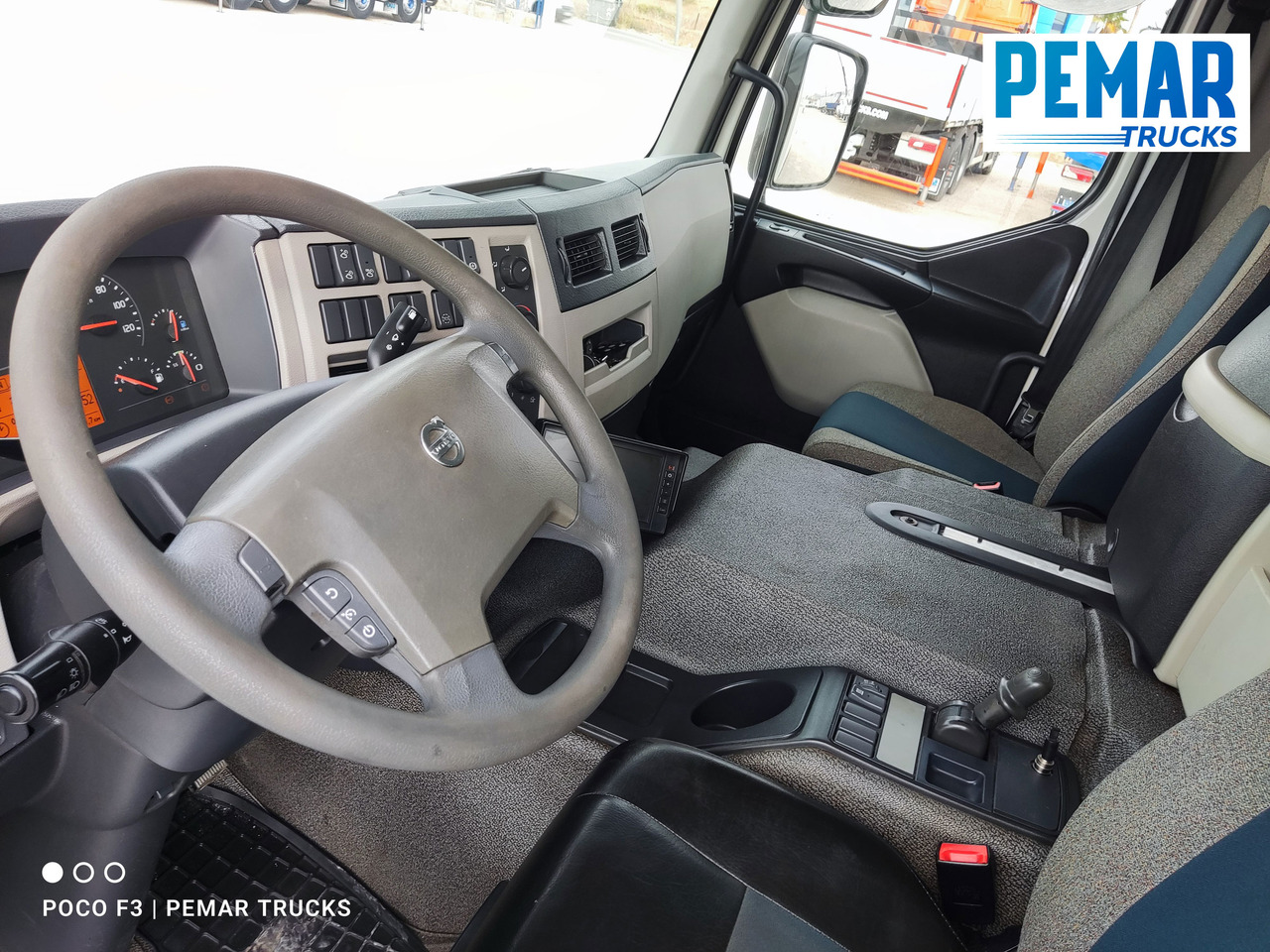 Камион фургон VOLVO FE 320 CAJA CERRADA 18T EURO 6: снимка 24