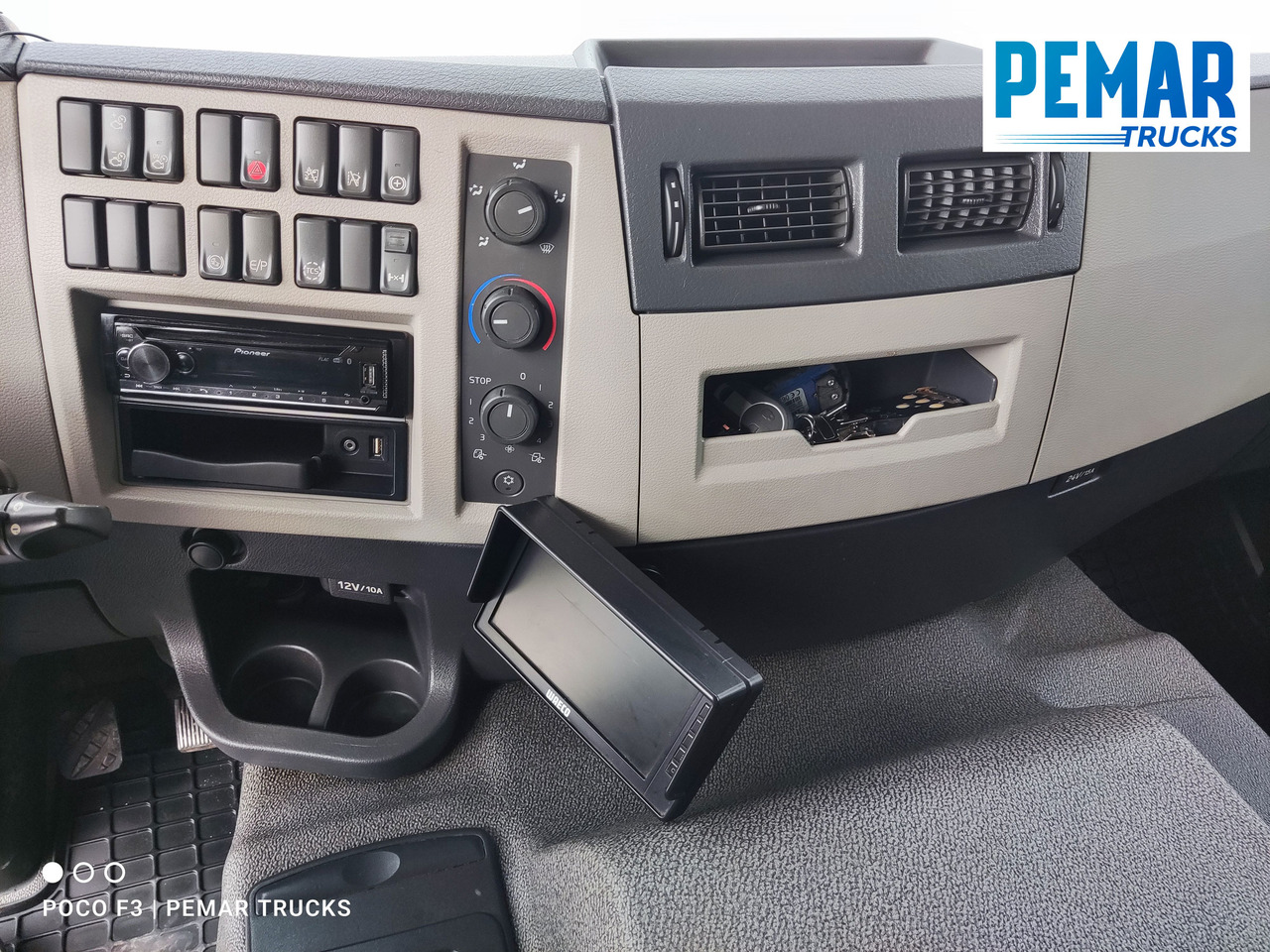 Камион фургон VOLVO FE 320 CAJA CERRADA 18T EURO 6: снимка 21