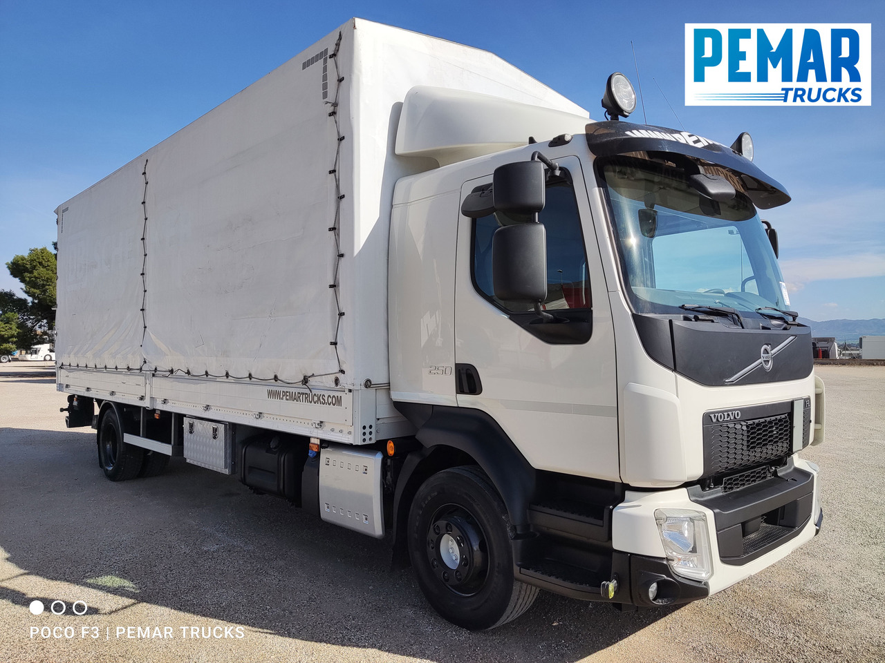VOLVO FL 250 SEMITAUTLINER 16T - Камион с брезент: снимка 3 VOLVO FL 250 SEMITAUTLINER 16T - Камион с брезент: снимка 3