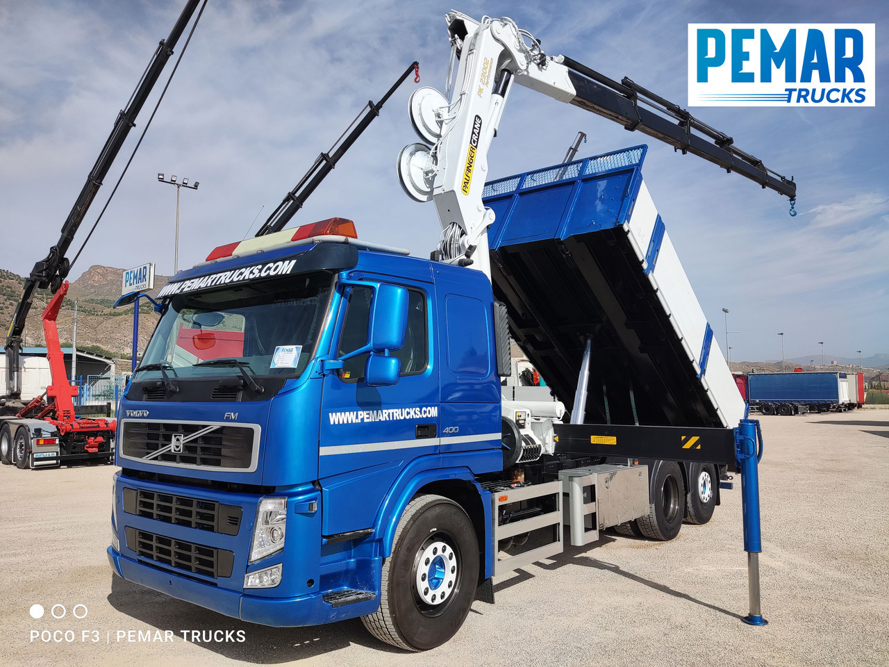 VOLVO FM 400 6X2 GRUA PALFINGER PK 23002 BASCULANTE - Самосвал камион, Камион с кран: снимка 1 VOLVO FM 400 6X2 GRUA PALFINGER PK 23002 BASCULANTE - Самосвал камион, Камион с кран: снимка 1