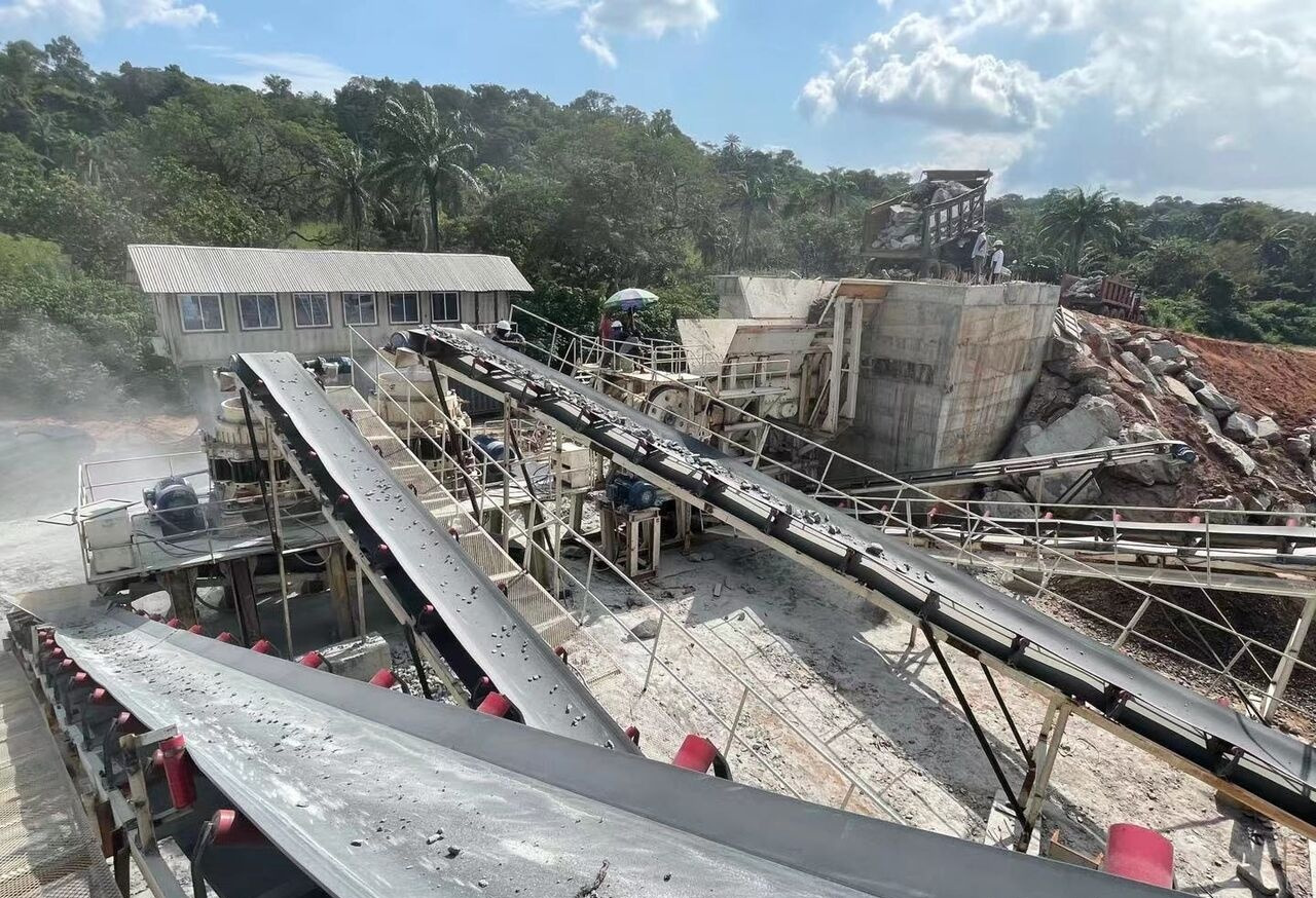 Kinglink 150-250TPH Granite Stone Rock Crushing Plant - Конусна трошачка: снимка 4 Kinglink 150-250TPH Granite Stone Rock Crushing Plant - Конусна трошачка: снимка 4