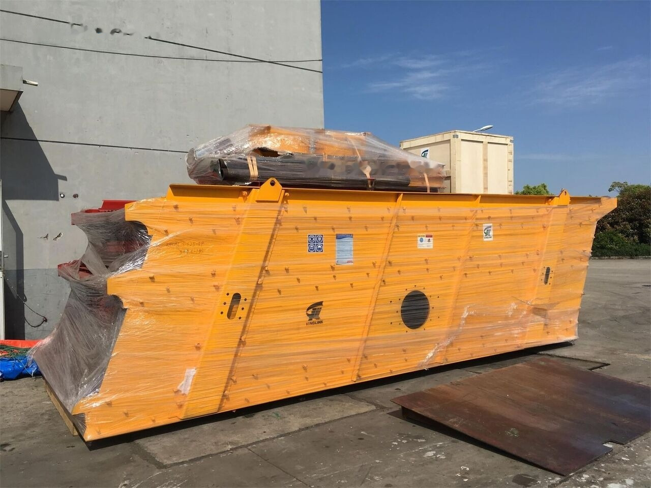 Kinglink 3YA2360 Basalt/Granite/Stone Vibrating Screen - Пресевна инсталация: снимка 1 Kinglink 3YA2360 Basalt/Granite/Stone Vibrating Screen - Пресевна инсталация: снимка 1