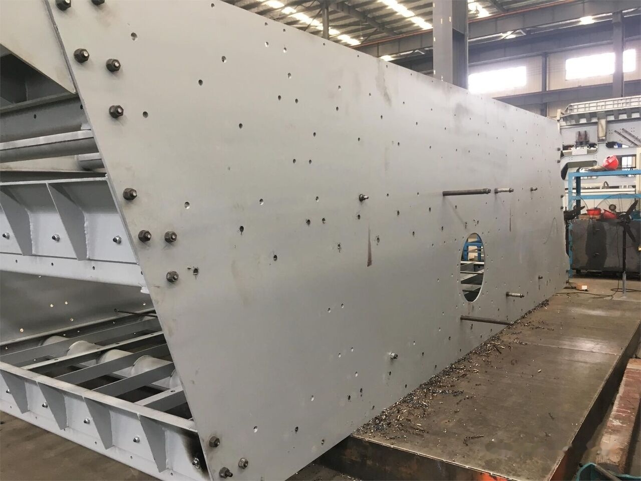 Kinglink Copper Ore Circular Vibrating Screen 3YA2160 | 200TPH - Пресевна инсталация: снимка 4 Kinglink Copper Ore Circular Vibrating Screen 3YA2160 | 200TPH - Пресевна инсталация: снимка 4
