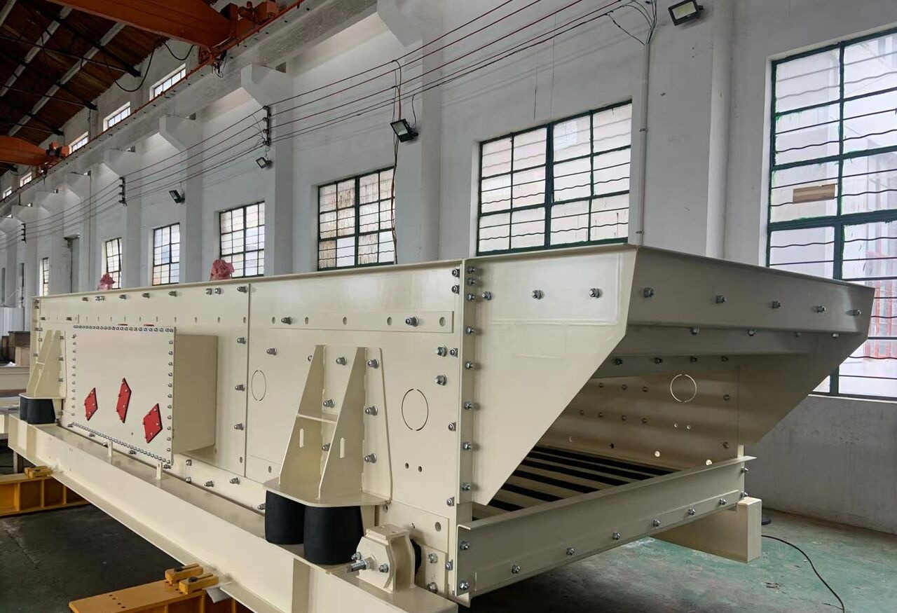 Kinglink New Horizontal Vibrating Screen - Пресевна инсталация: снимка 5 Kinglink New Horizontal Vibrating Screen - Пресевна инсталация: снимка 5