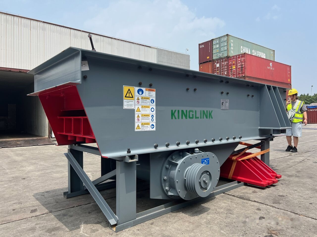 Kinglink Vibrating Grizzly Feeder ZSW380X96 | 150TPH - Минна машина: снимка 2 Kinglink Vibrating Grizzly Feeder ZSW380X96 | 150TPH - Минна машина: снимка 2