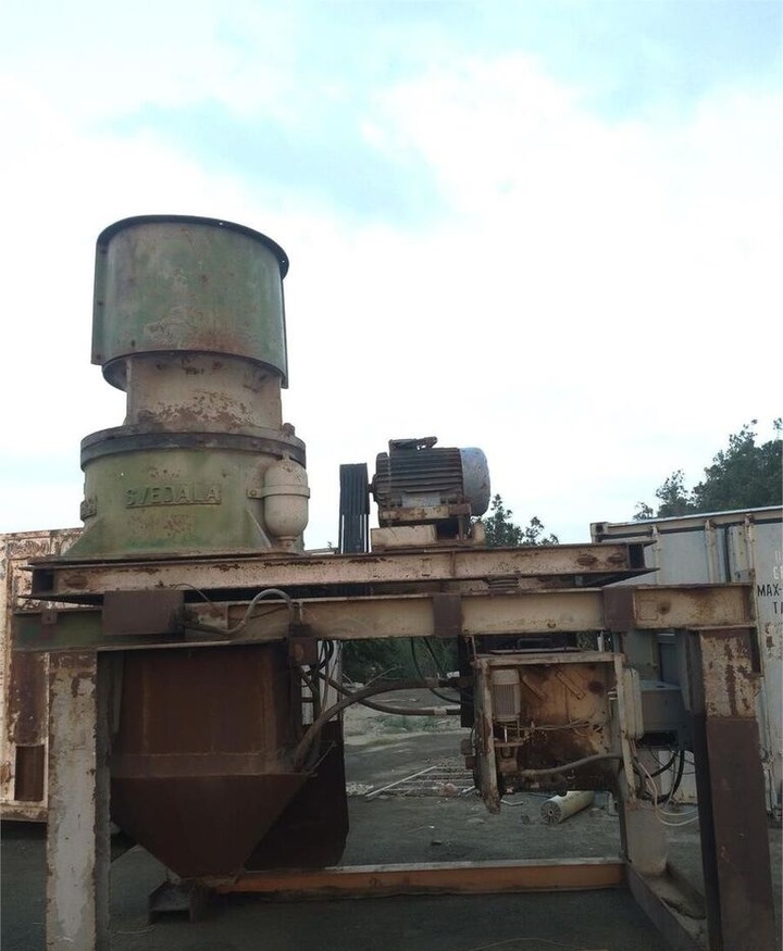 Svedala-Demag H3000 - Конусна трошачка: снимка 3 Svedala-Demag H3000 - Конусна трошачка: снимка 3