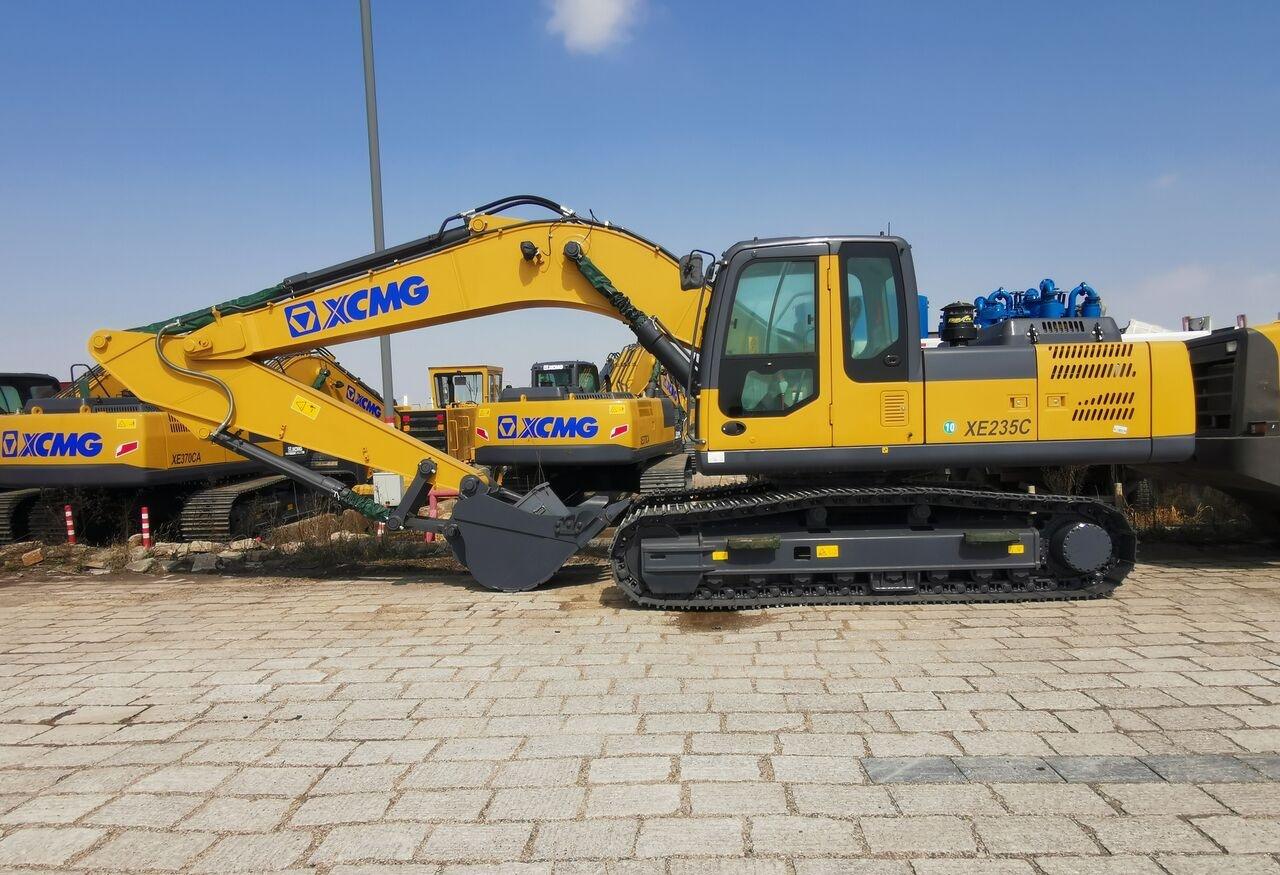XCMG XE235C - Верижен багер: снимка 2 XCMG XE235C - Верижен багер: снимка 2