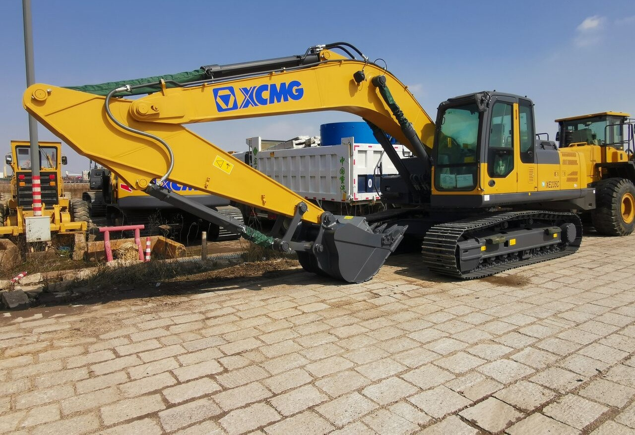 XCMG XE235C - Верижен багер: снимка 3 XCMG XE235C - Верижен багер: снимка 3