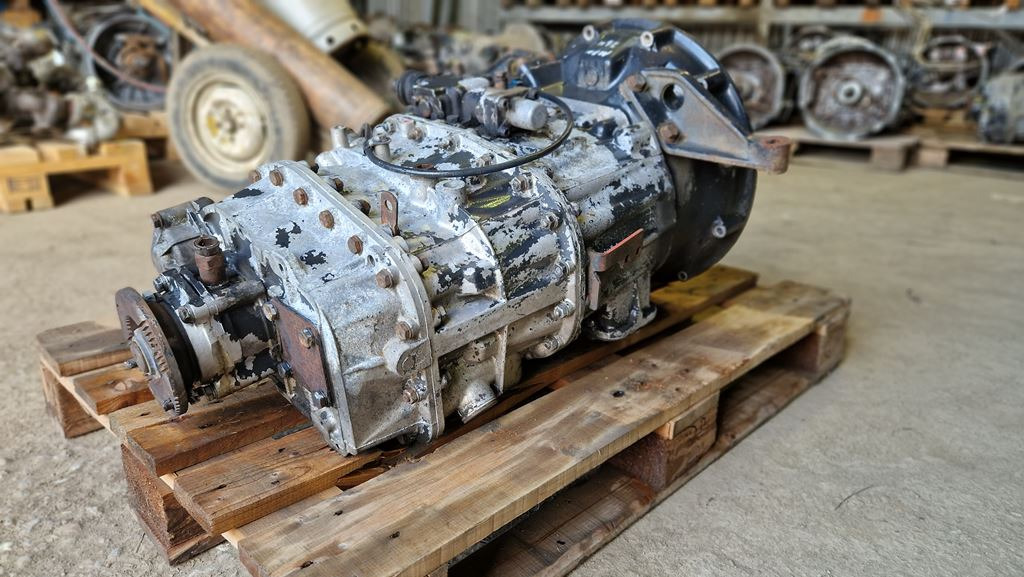 EATON / VICKERS Y08060 - Скоростна кутия за Камион: снимка 3 EATON / VICKERS Y08060 - Скоростна кутия за Камион: снимка 3