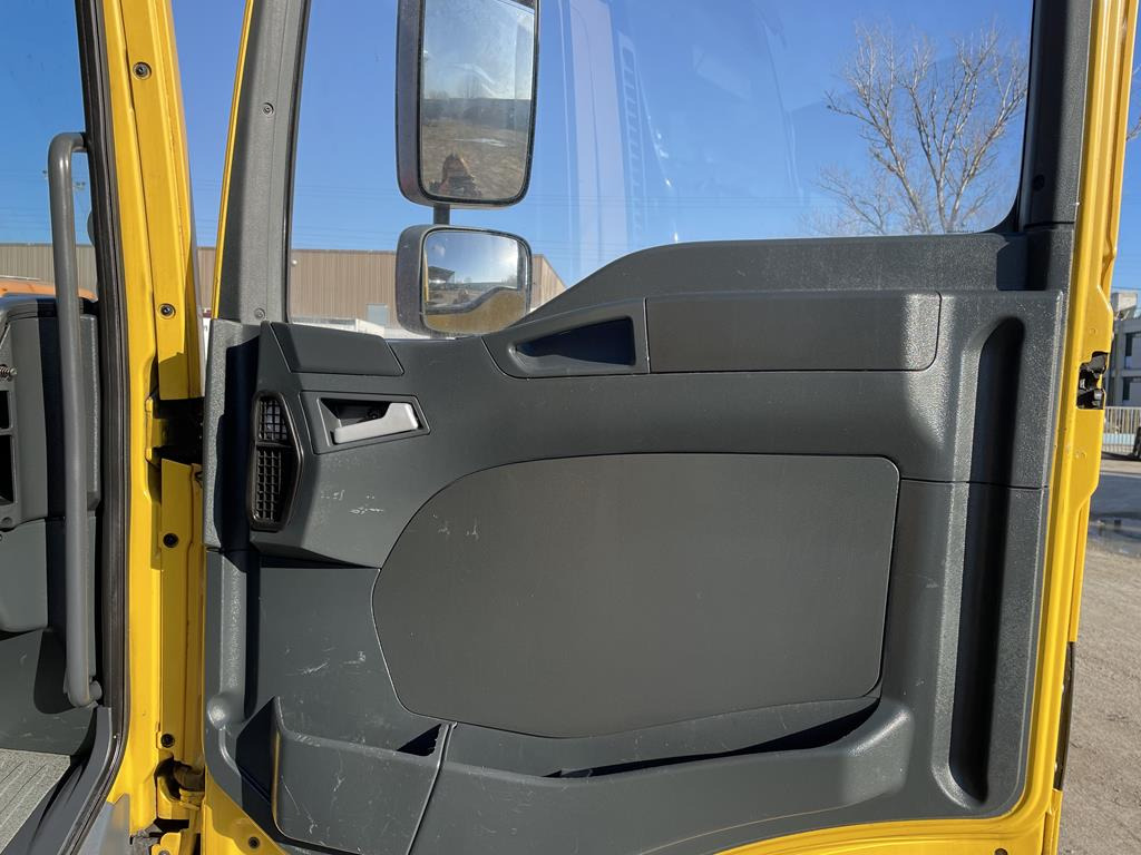 Кабина за Камион MAN TGL: снимка 6 Кабина за Камион MAN TGL: снимка 6