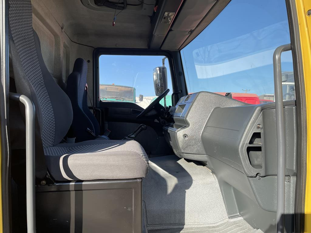 Кабина за Камион MAN TGL: снимка 7 Кабина за Камион MAN TGL: снимка 7