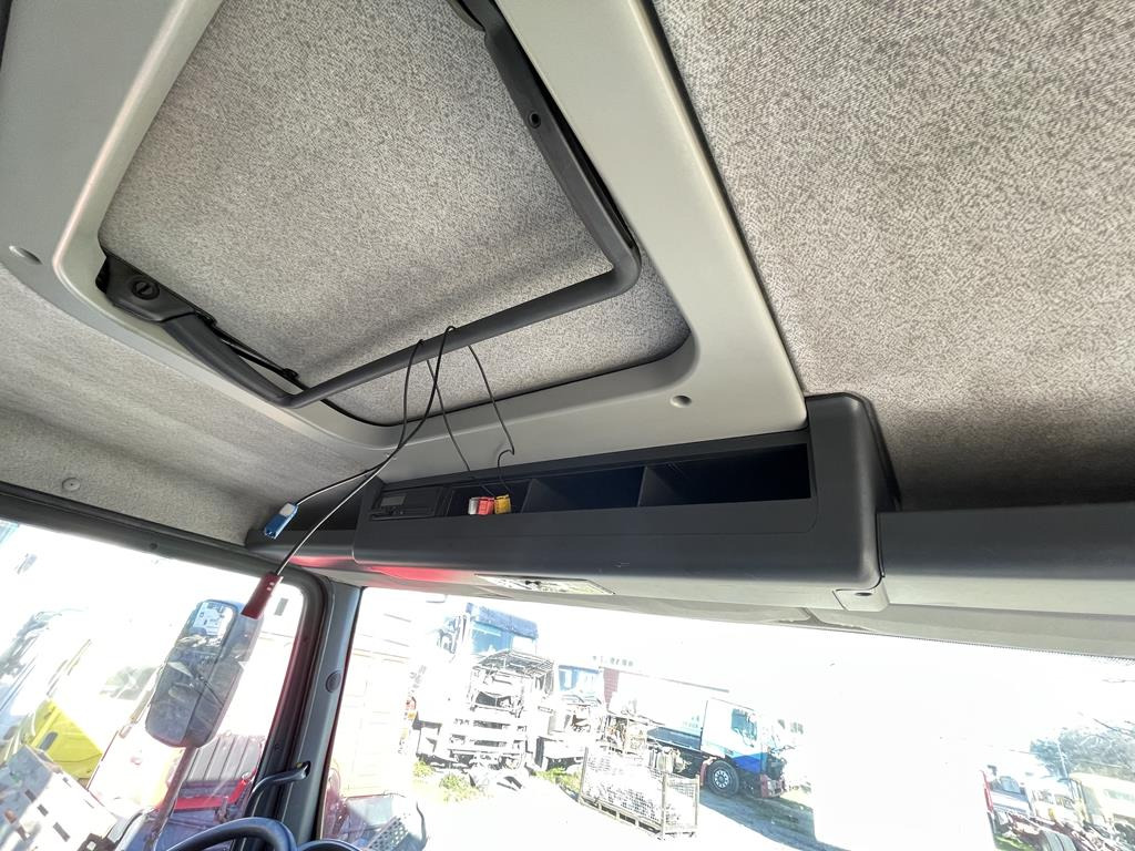 Кабина за Камион MAN TGL: снимка 10 Кабина за Камион MAN TGL: снимка 10