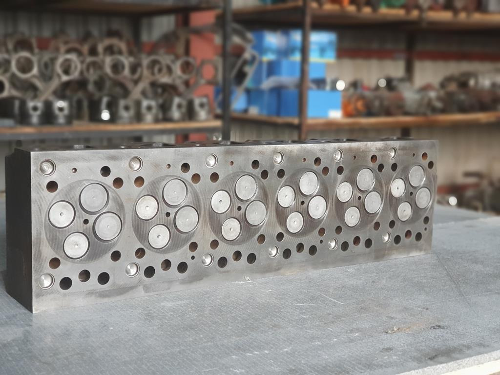 MAN TGM COMMONRAIL 6 CYLINDERS - Глава на блока за Камион: снимка 2 MAN TGM COMMONRAIL 6 CYLINDERS - Глава на блока за Камион: снимка 2