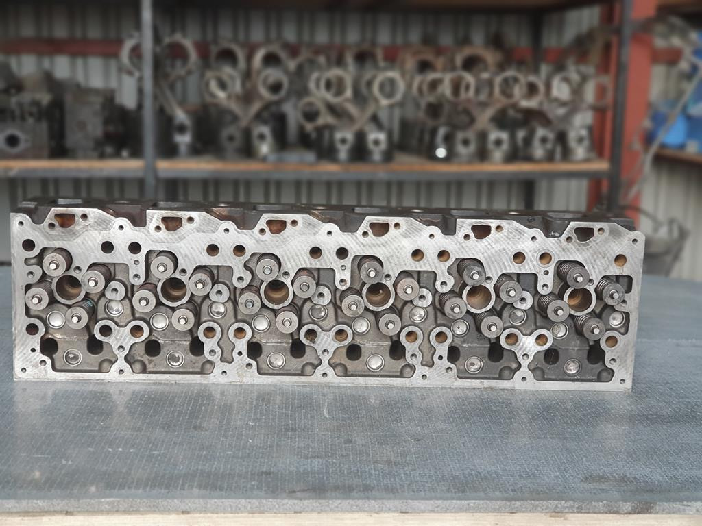 MAN TGM COMMONRAIL 6 CYLINDERS - Глава на блока за Камион: снимка 3 MAN TGM COMMONRAIL 6 CYLINDERS - Глава на блока за Камион: снимка 3