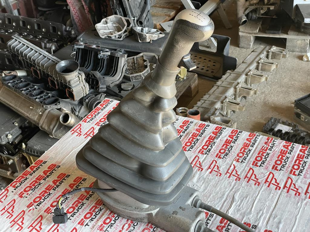 MAN TGS - MANUAL - 81.32605-6125 - Скоростен лост за Камион: снимка 4 MAN TGS - MANUAL - 81.32605-6125 - Скоростен лост за Камион: снимка 4