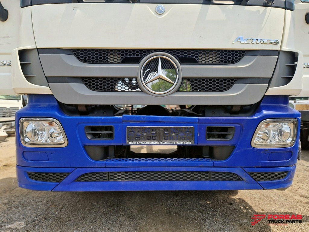 MERCEDES ACTROS MP3 SMALL WHITE - Кабина: снимка 4 MERCEDES ACTROS MP3 SMALL WHITE - Кабина: снимка 4