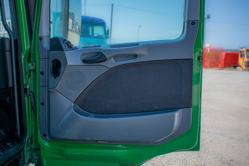 MERCEDES-BENZ ACTROS MP II DOOR LINING - PASSENGER - Врата и части за Камион: снимка 1 MERCEDES-BENZ ACTROS MP II DOOR LINING - PASSENGER - Врата и части за Камион: снимка 1