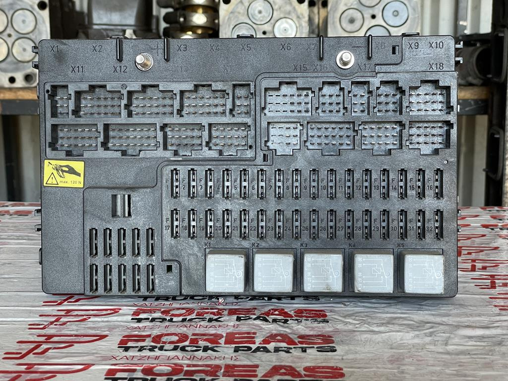 MERCEDES-BENZ ACTROS MP2 GRUNDMODUL - A 000 446 3058 - Предпазител за Камион: снимка 2 MERCEDES-BENZ ACTROS MP2 GRUNDMODUL - A 000 446 3058 - Предпазител за Камион: снимка 2