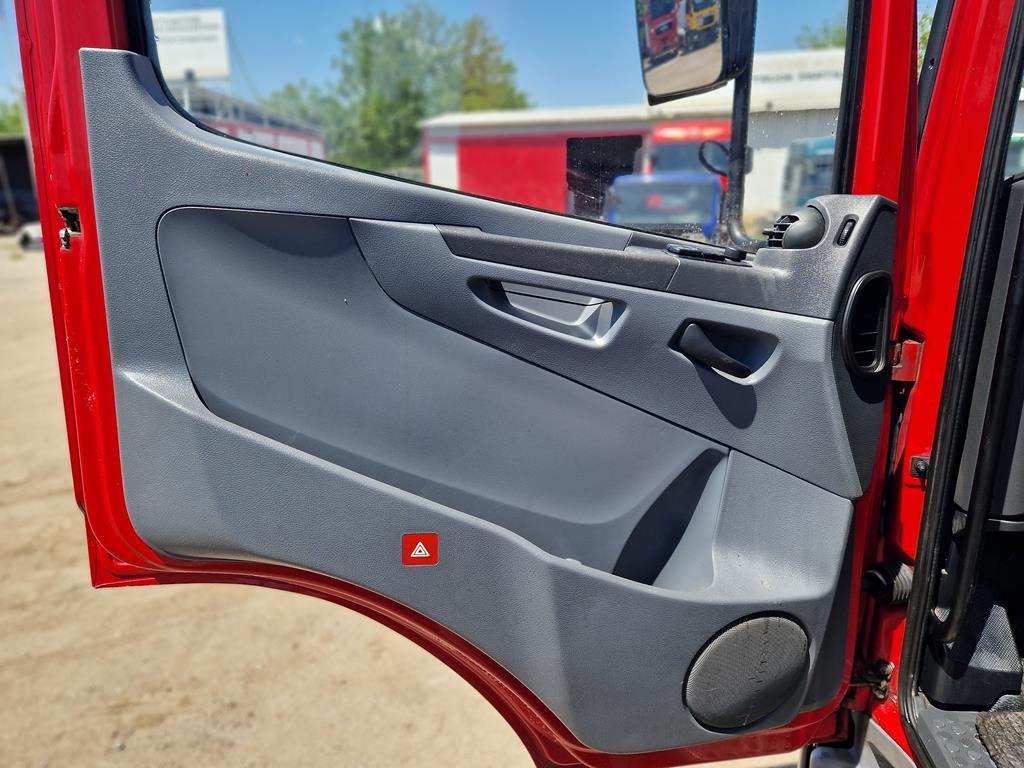 Кабина за Камион MERCEDES-BENZ ATEGO 2 1218: снимка 8