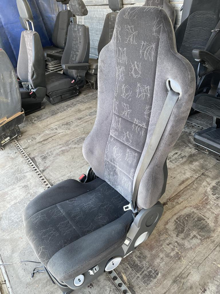 MERCEDES-BENZ ATEGO 3 AIR DRIVER SEAT - Седалка за Камион: снимка 3 MERCEDES-BENZ ATEGO 3 AIR DRIVER SEAT - Седалка за Камион: снимка 3