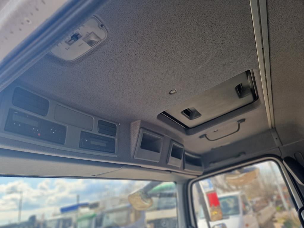 MERCEDES-BENZ ATEGO 816 - Камион с брезент: снимка 4 MERCEDES-BENZ ATEGO 816 - Камион с брезент: снимка 4