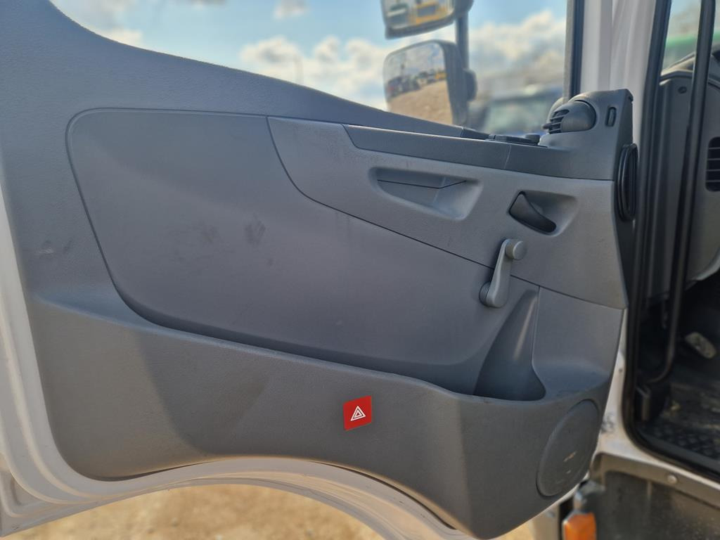 MERCEDES-BENZ ATEGO 816 - Камион с брезент: снимка 5 MERCEDES-BENZ ATEGO 816 - Камион с брезент: снимка 5