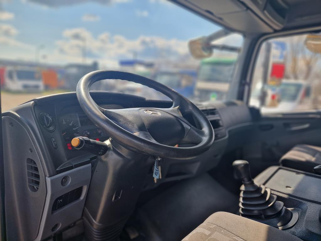 MERCEDES-BENZ ATEGO 816 - Камион с брезент: снимка 3 MERCEDES-BENZ ATEGO 816 - Камион с брезент: снимка 3