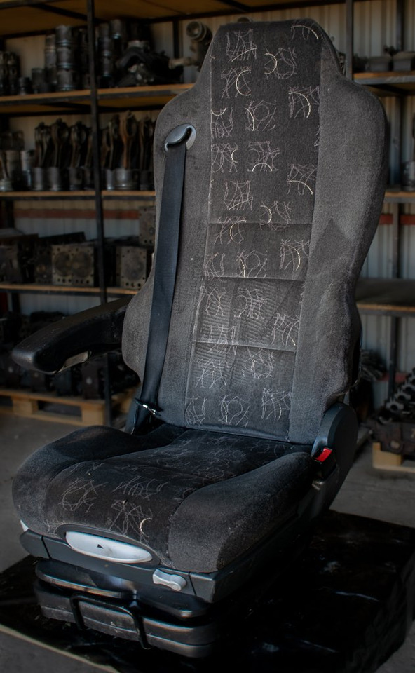 MERCEDES-BENZ AXOR PASSENGER AIR SEAT - Седалка за Камион: снимка 2 MERCEDES-BENZ AXOR PASSENGER AIR SEAT - Седалка за Камион: снимка 2