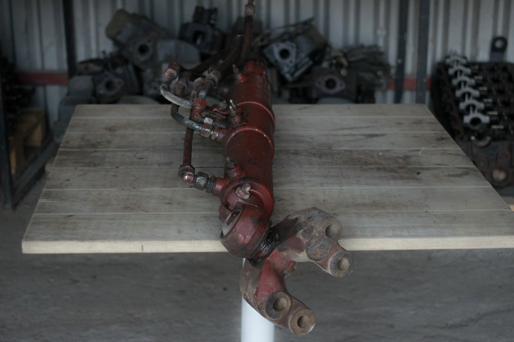 MERCEDES-BENZ SK HYDRAULIC STEERING BOTTLE - Хидравличен цилиндър за Камион: снимка 3 MERCEDES-BENZ SK HYDRAULIC STEERING BOTTLE - Хидравличен цилиндър за Камион: снимка 3