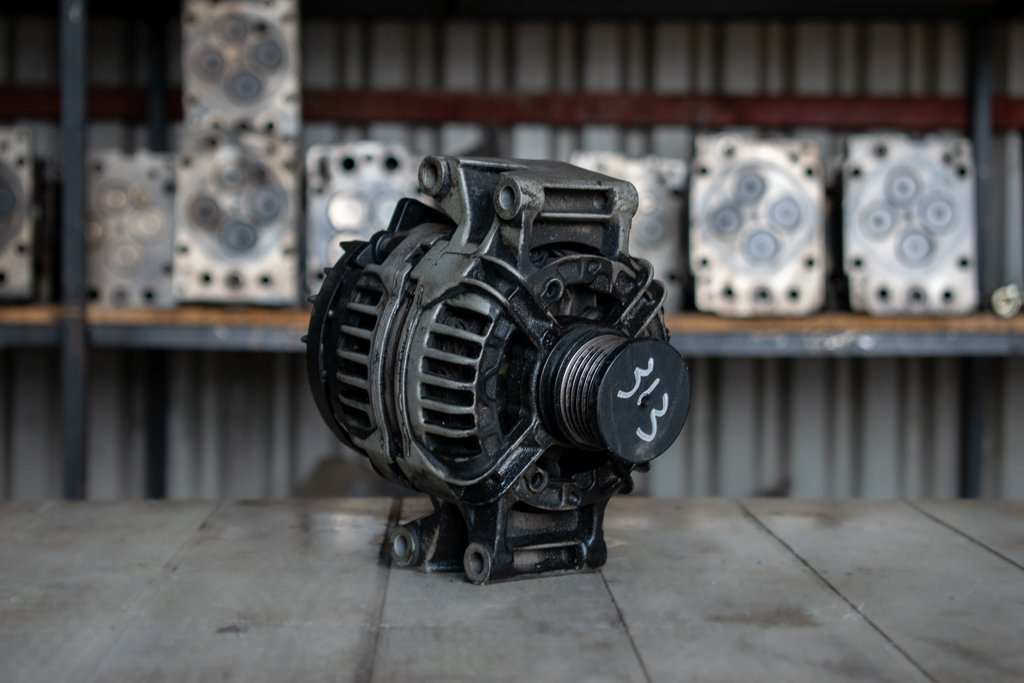 MERCEDES-BENZ SPRINTER CDI - Алтернатор за Камион: снимка 3 MERCEDES-BENZ SPRINTER CDI - Алтернатор за Камион: снимка 3