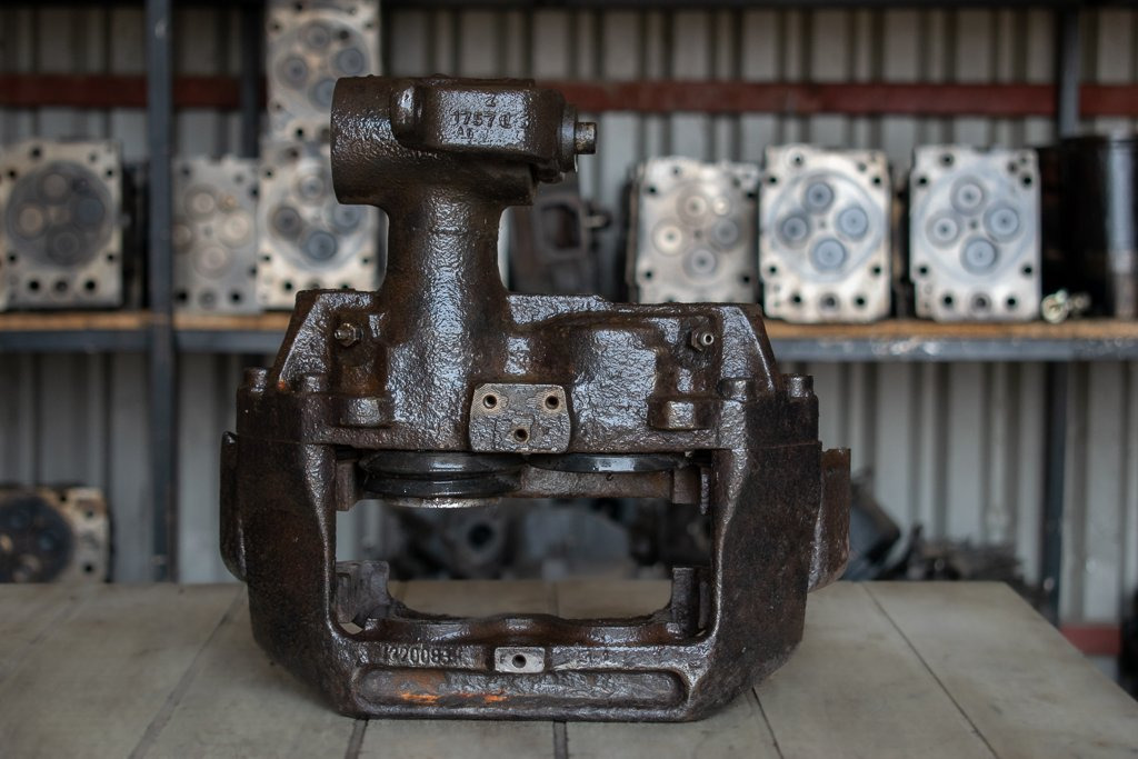 MERCEDES-BENZ VARIO FOR DIFFERENTIAL - RIGHT - Спирачен апарат за Камион: снимка 1 MERCEDES-BENZ VARIO FOR DIFFERENTIAL - RIGHT - Спирачен апарат за Камион: снимка 1