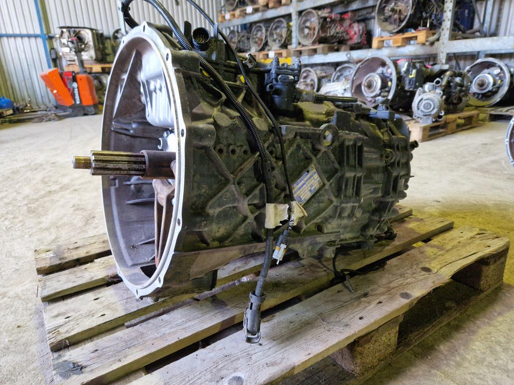ZF ASTRONIC 12AS 2130 TD - Скоростна кутия за Камион: снимка 4 ZF ASTRONIC 12AS 2130 TD - Скоростна кутия за Камион: снимка 4