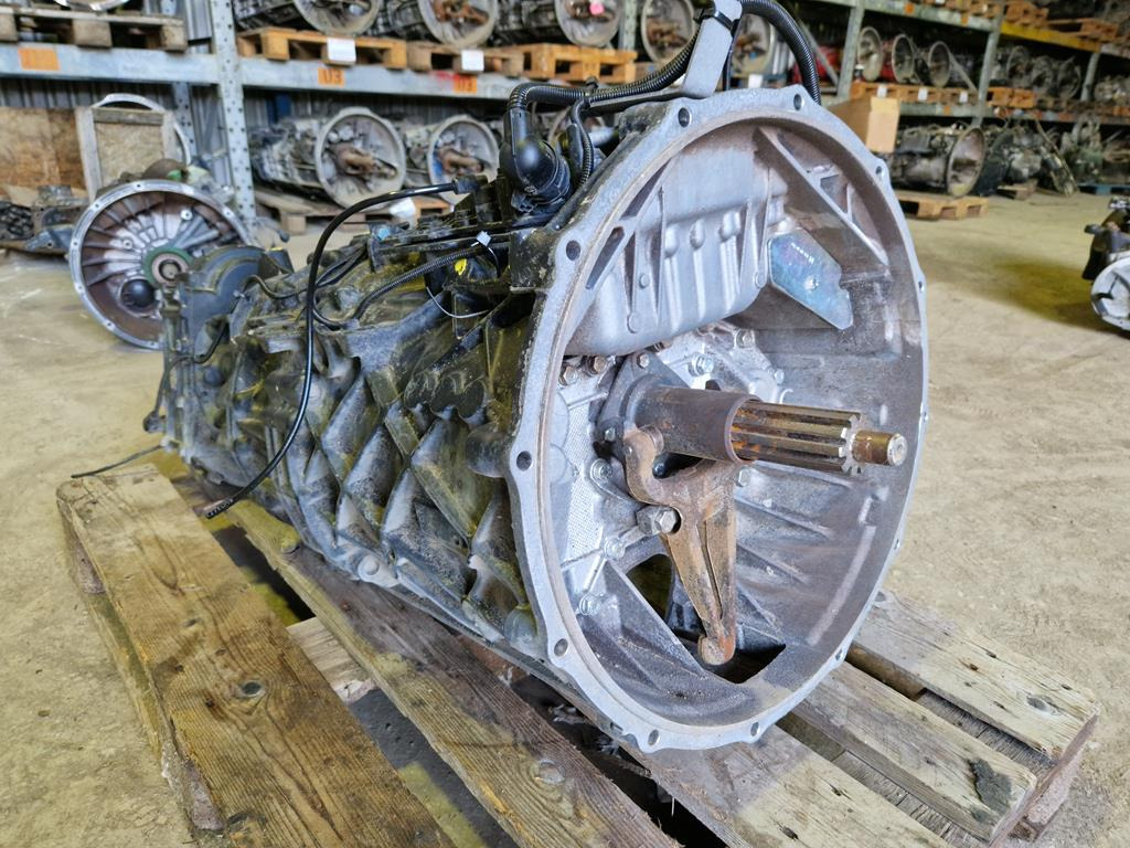 ZF ASTRONIC 12AS 2130 TD - Скоростна кутия за Камион: снимка 1 ZF ASTRONIC 12AS 2130 TD - Скоростна кутия за Камион: снимка 1