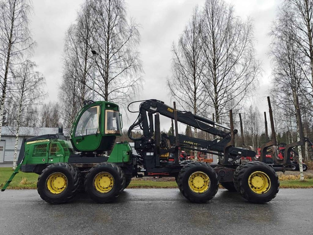 John Deere 1210 E - Форвардер: снимка 2 John Deere 1210 E - Форвардер: снимка 2