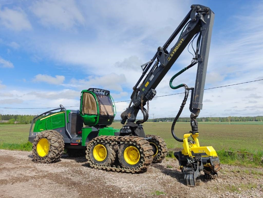 Харвестер John Deere 1270 G: снимка 7