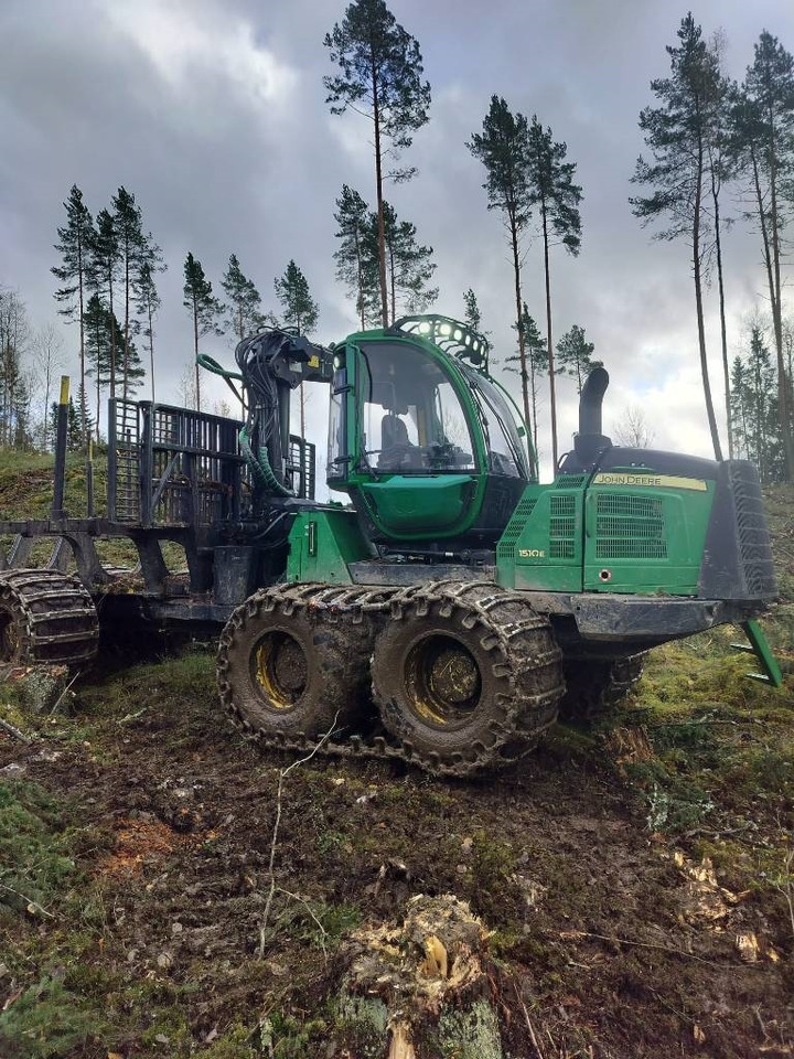John Deere 1510 E - Форвардер: снимка 4 John Deere 1510 E - Форвардер: снимка 4