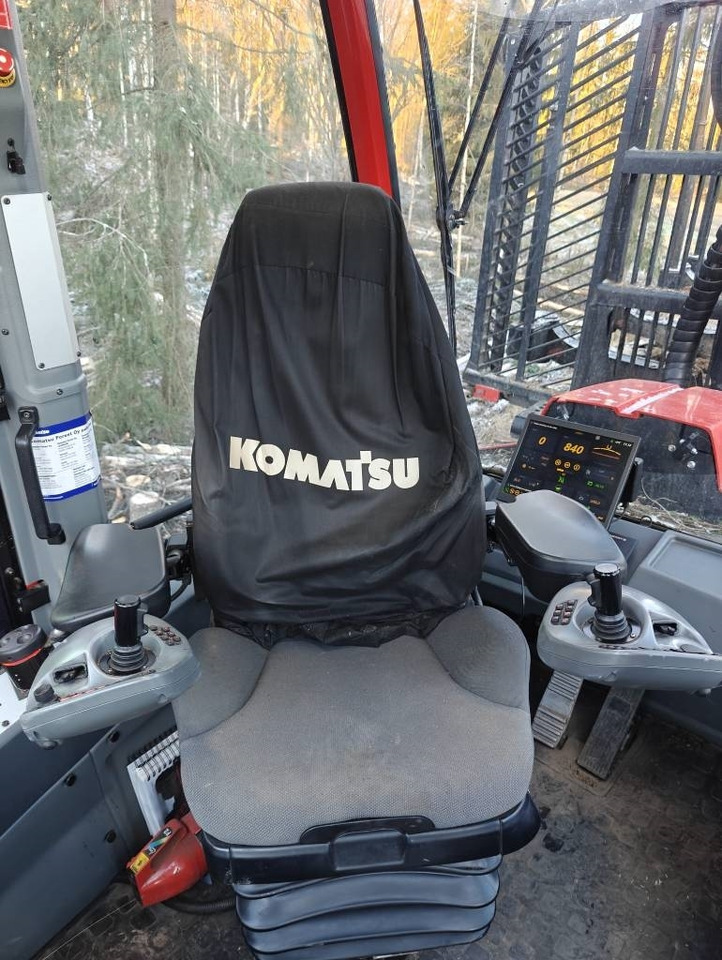 Форвардер Komatsu 855: снимка 18