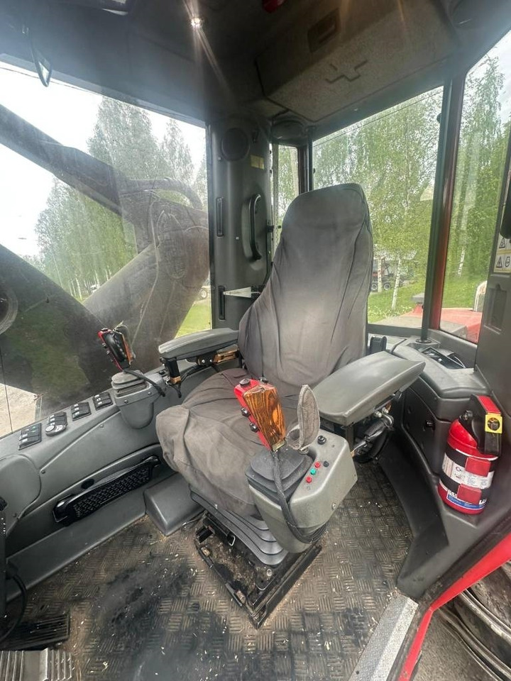 Харвестер Komatsu 911.4: снимка 14