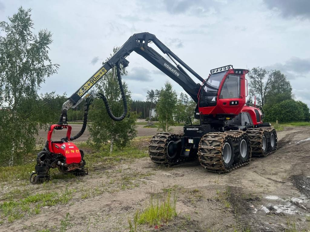 Komatsu 951 XC - Харвестер: снимка 1 Komatsu 951 XC - Харвестер: снимка 1