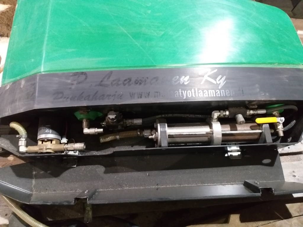 John Deere Stump threathment system - Резервни части за Горска техника: снимка 4 John Deere Stump threathment system - Резервни части за Горска техника: снимка 4