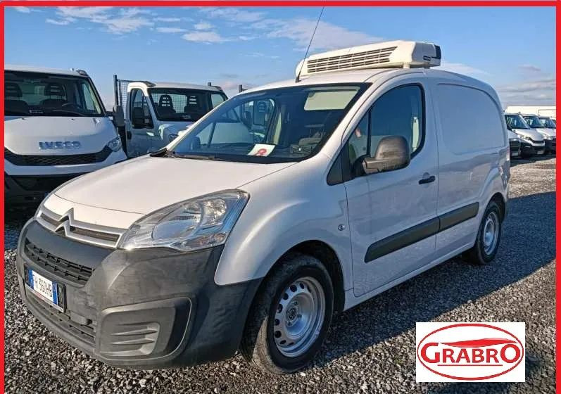 Citroën BERLINGO/ PEUGEOT PARTNER - Хладилен бус: снимка 1 Citroën BERLINGO/ PEUGEOT PARTNER - Хладилен бус: снимка 1
