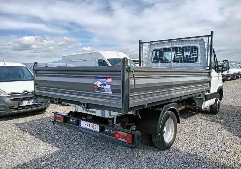 Iveco 35C13, 35C12, 35C14, 35C15 - Бус самосвал: снимка 4 Iveco 35C13, 35C12, 35C14, 35C15 - Бус самосвал: снимка 4