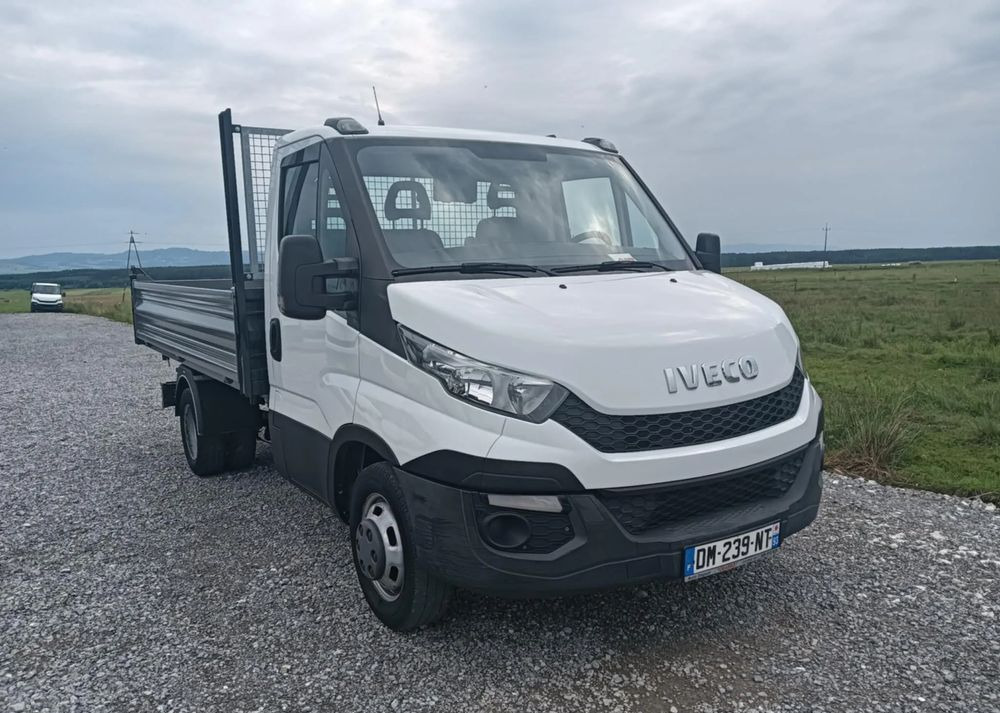 Iveco 35C13, 35C12, 35C14, 35C15 - Бус самосвал: снимка 2 Iveco 35C13, 35C12, 35C14, 35C15 - Бус самосвал: снимка 2